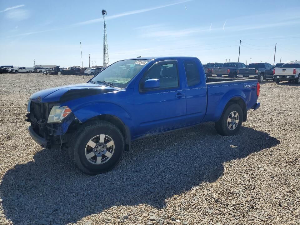 2012 NISSAN Frontier