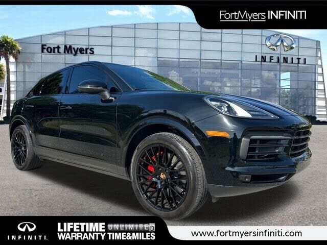 2022 PORSCHE Cayenne
