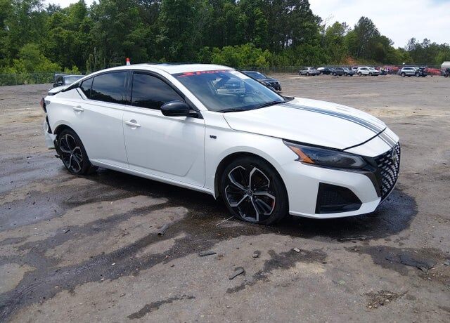 2023 NISSAN Altima
