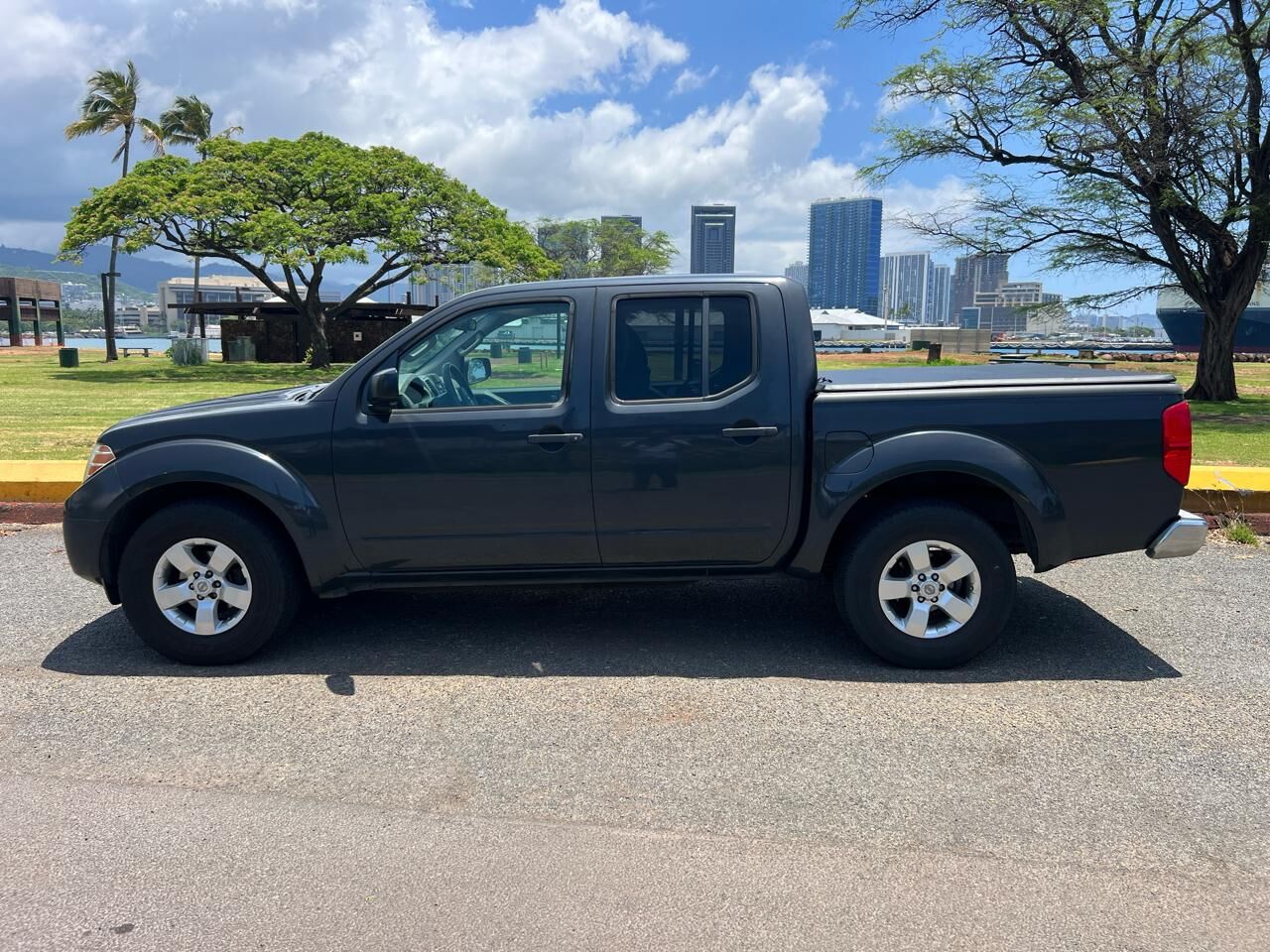 2012 NISSAN Frontier