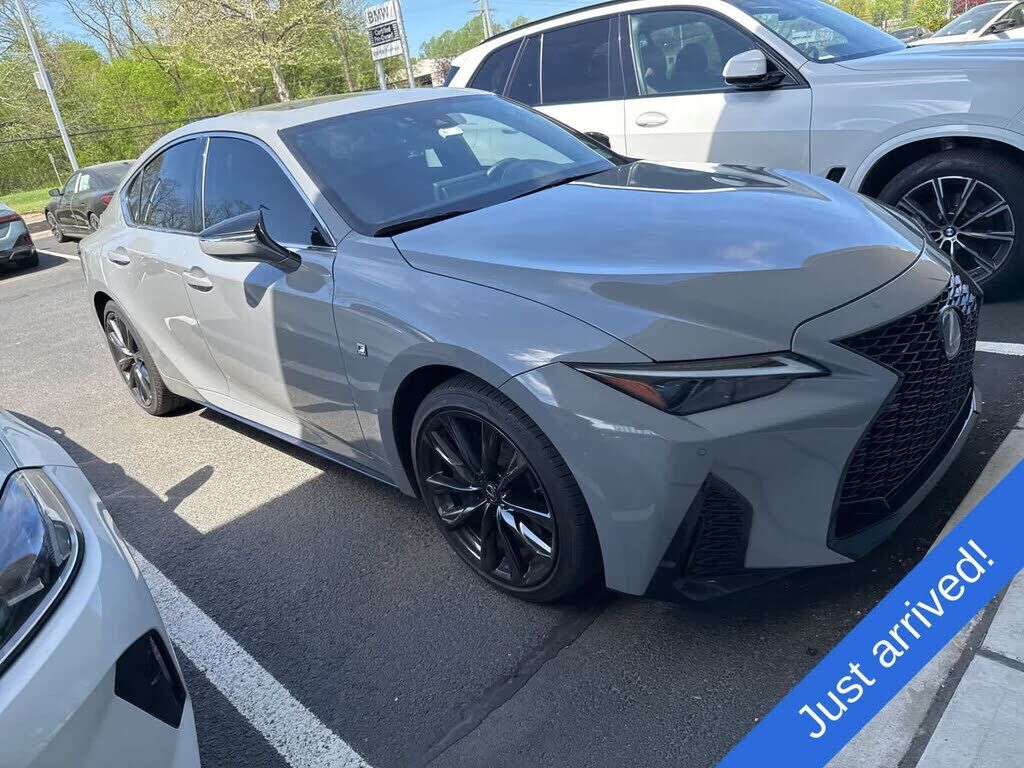 2024 LEXUS IS
