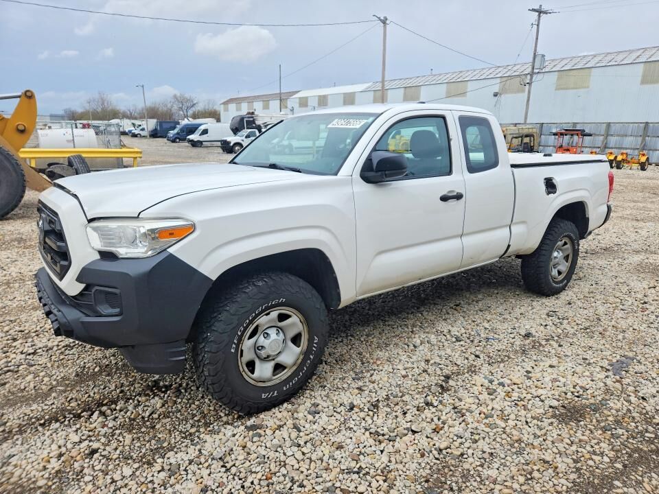 2017 TOYOTA Tacoma