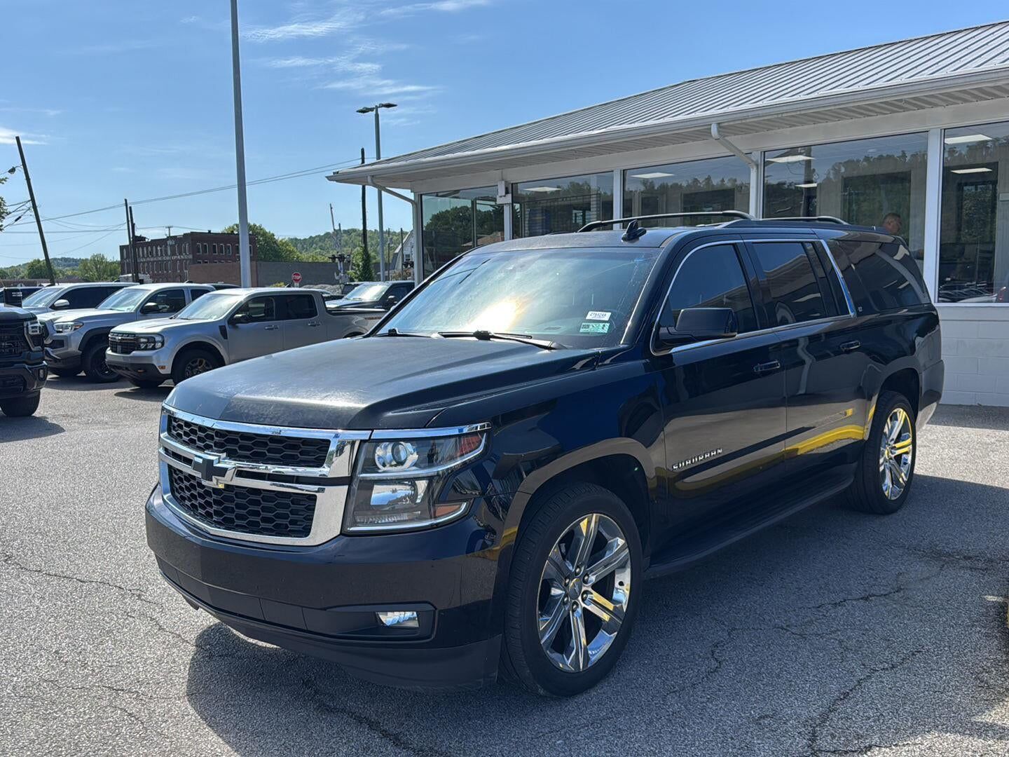 2017 CHEVROLET Suburban