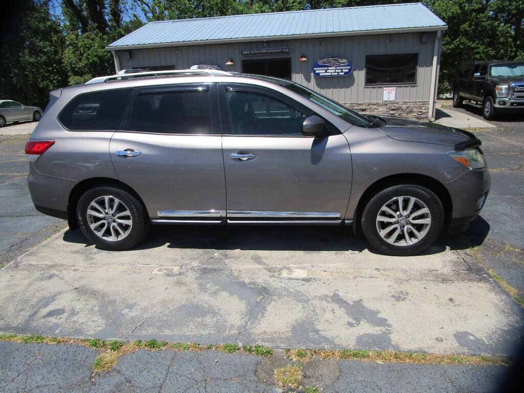 2014 NISSAN Pathfinder