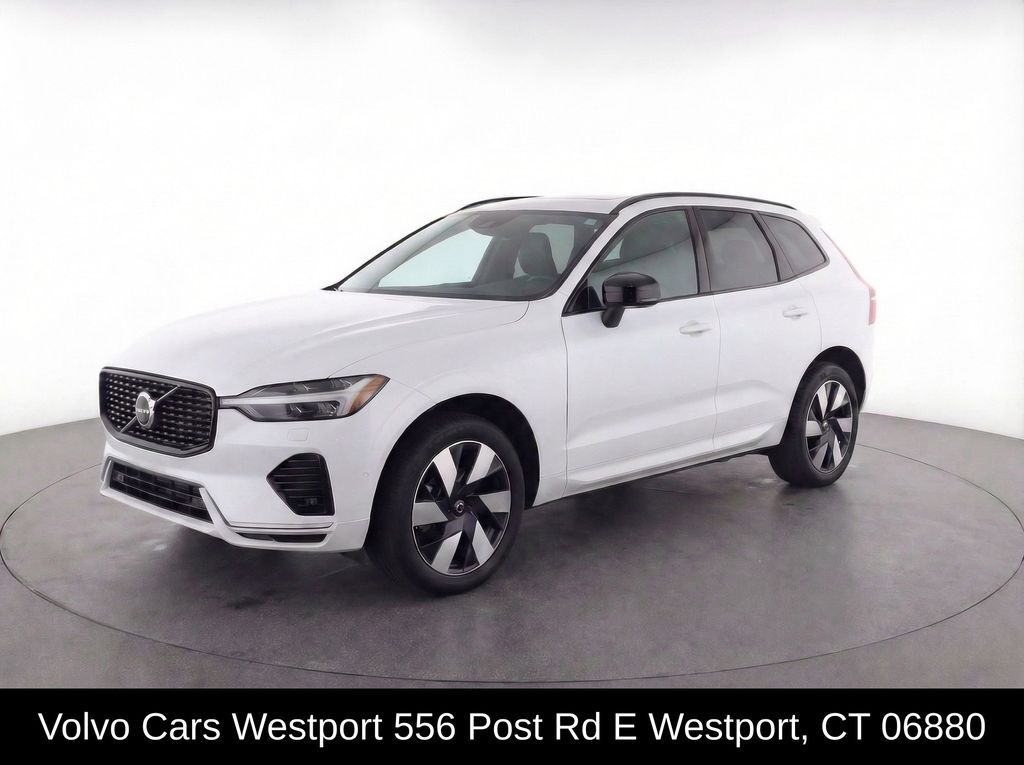 2024 VOLVO XC60