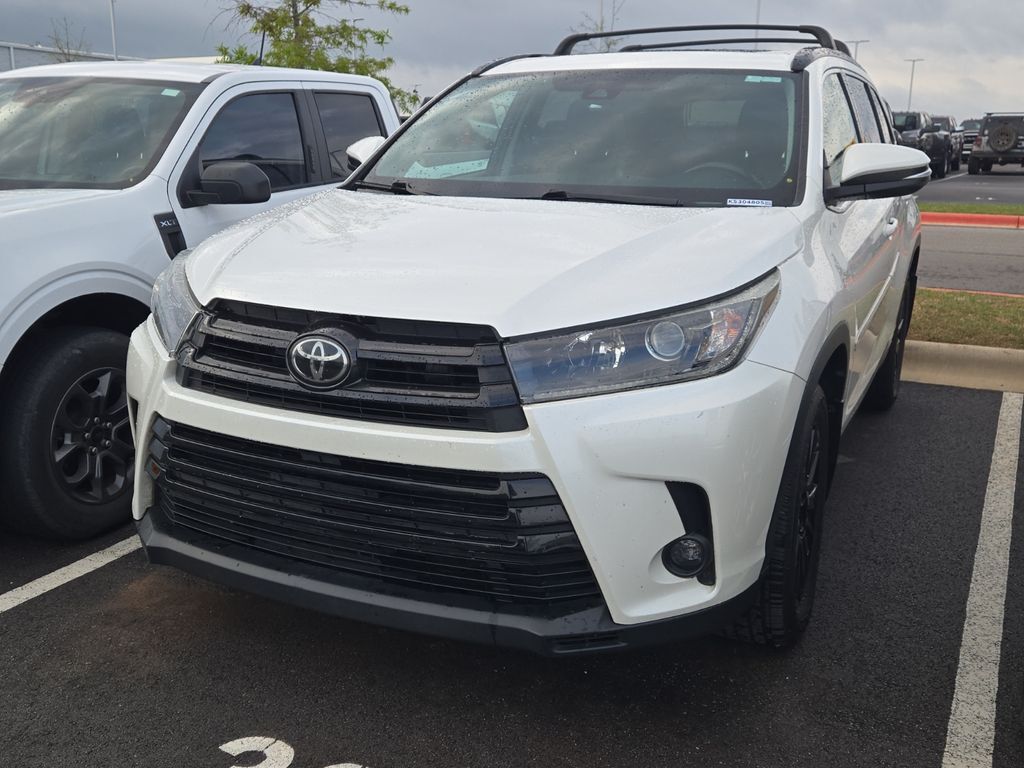 2019 TOYOTA Highlander