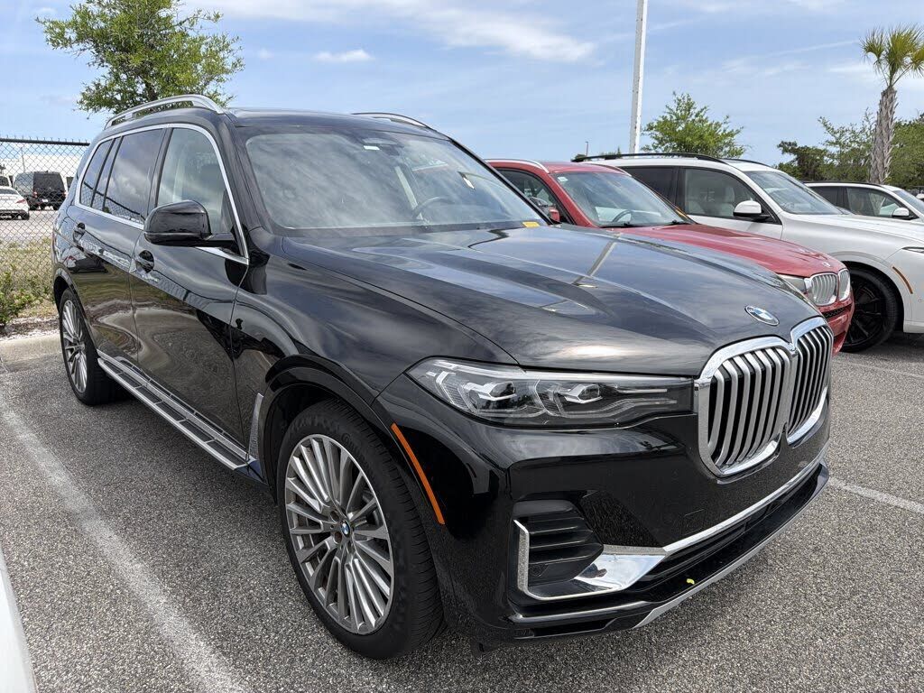 2022 BMW X7