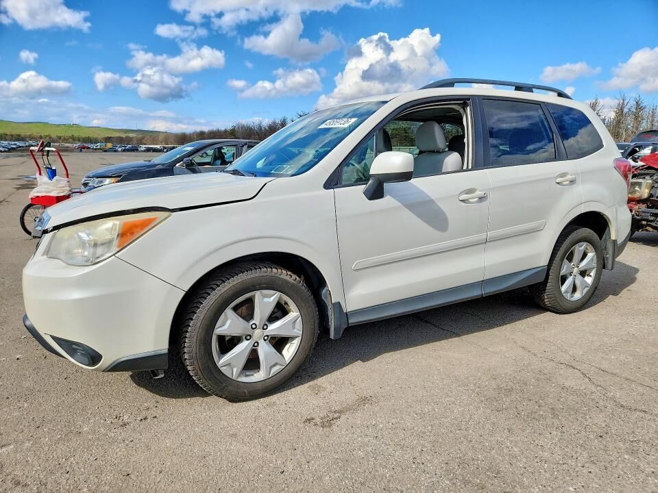 2015 SUBARU Forester