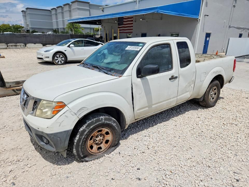 2016 NISSAN Frontier