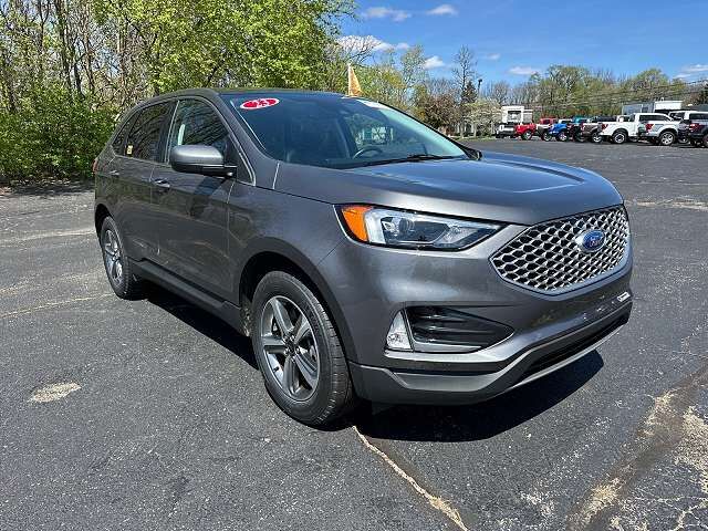 2023 FORD Edge
