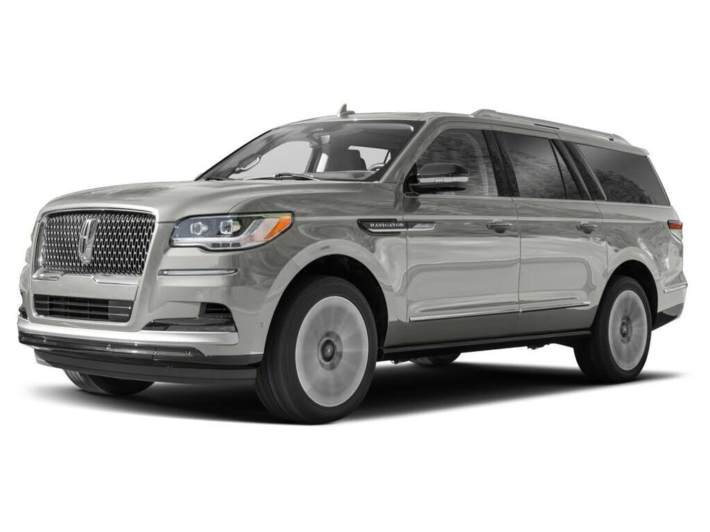 2022 LINCOLN Navigator