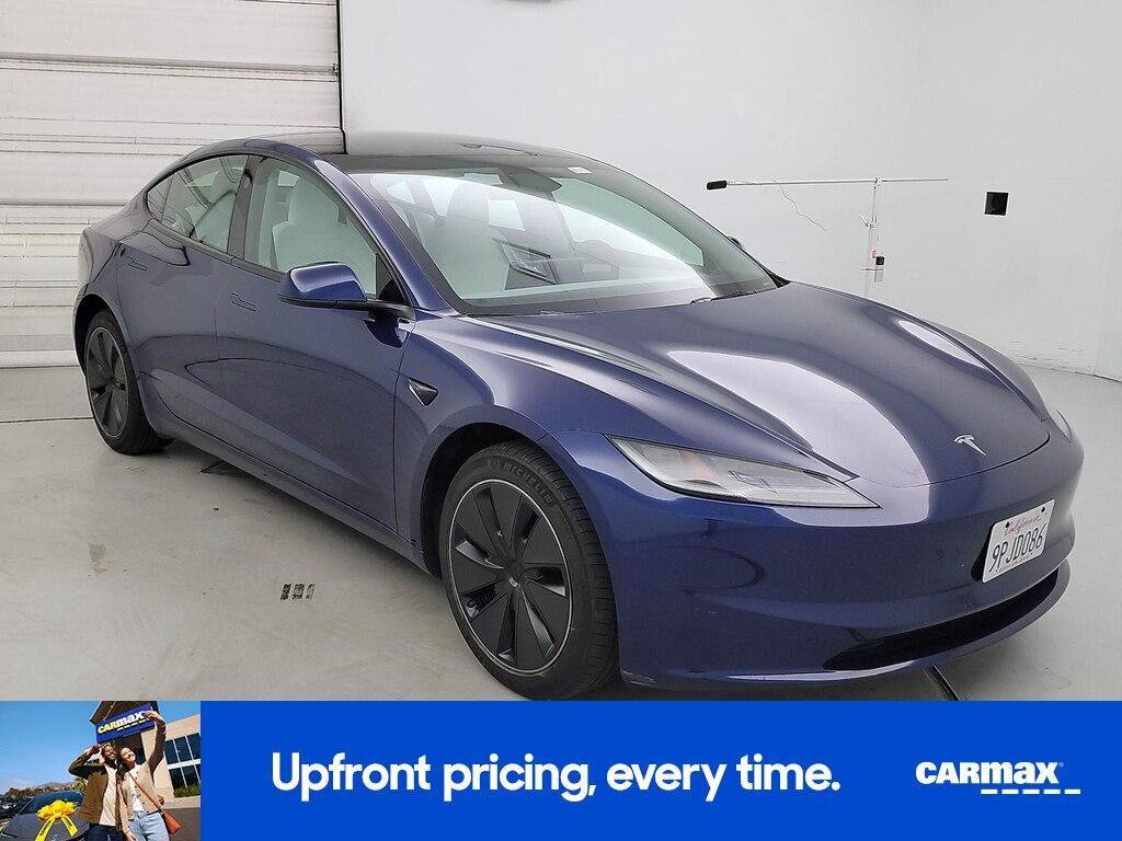 2024 TESLA Model 3