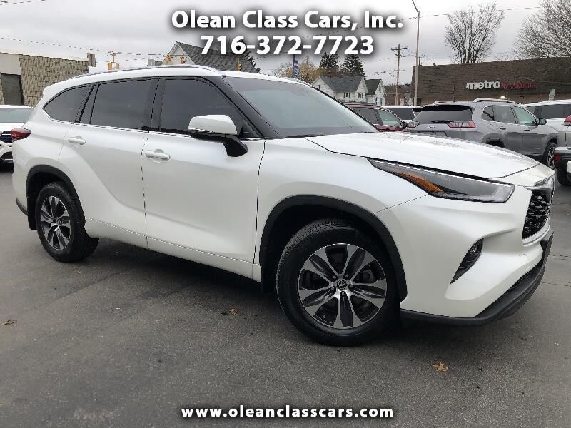 2021 TOYOTA Highlander