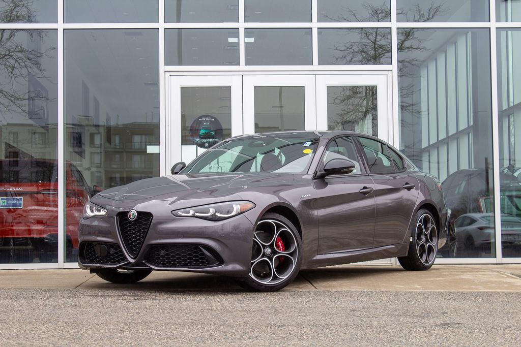 2025 ALFA ROMEO Giulia