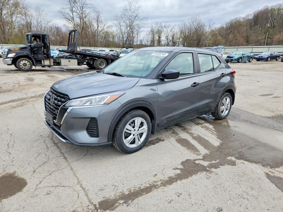 2023 NISSAN Kicks