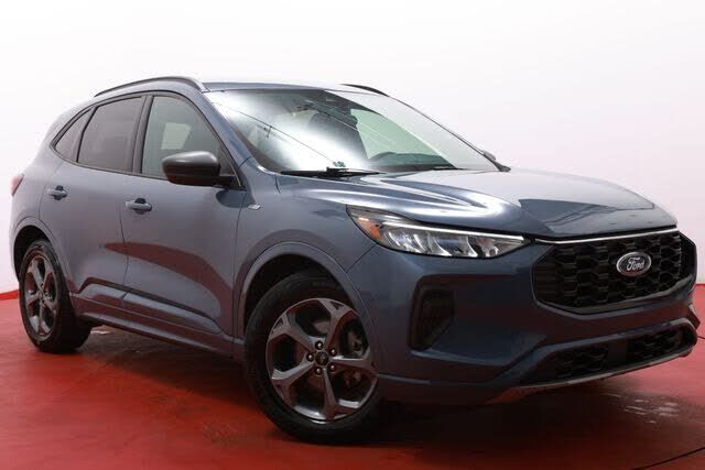 2024 FORD Escape