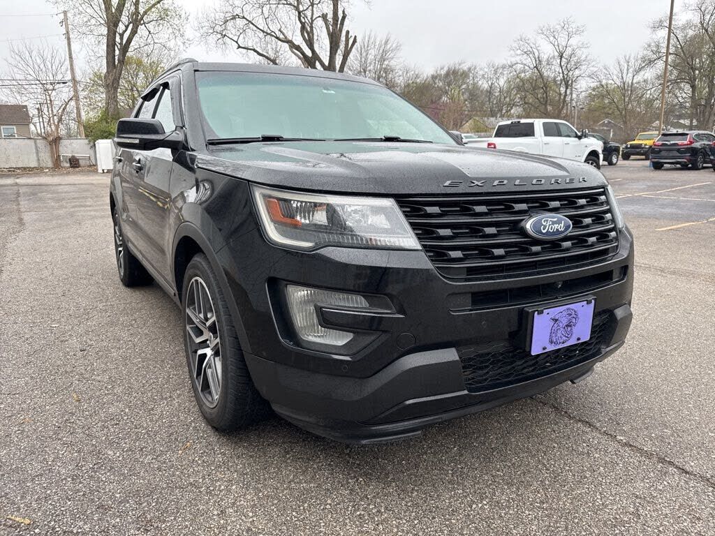 2016 FORD Explorer
