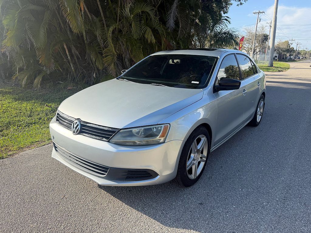 2012 VOLKSWAGEN Jetta