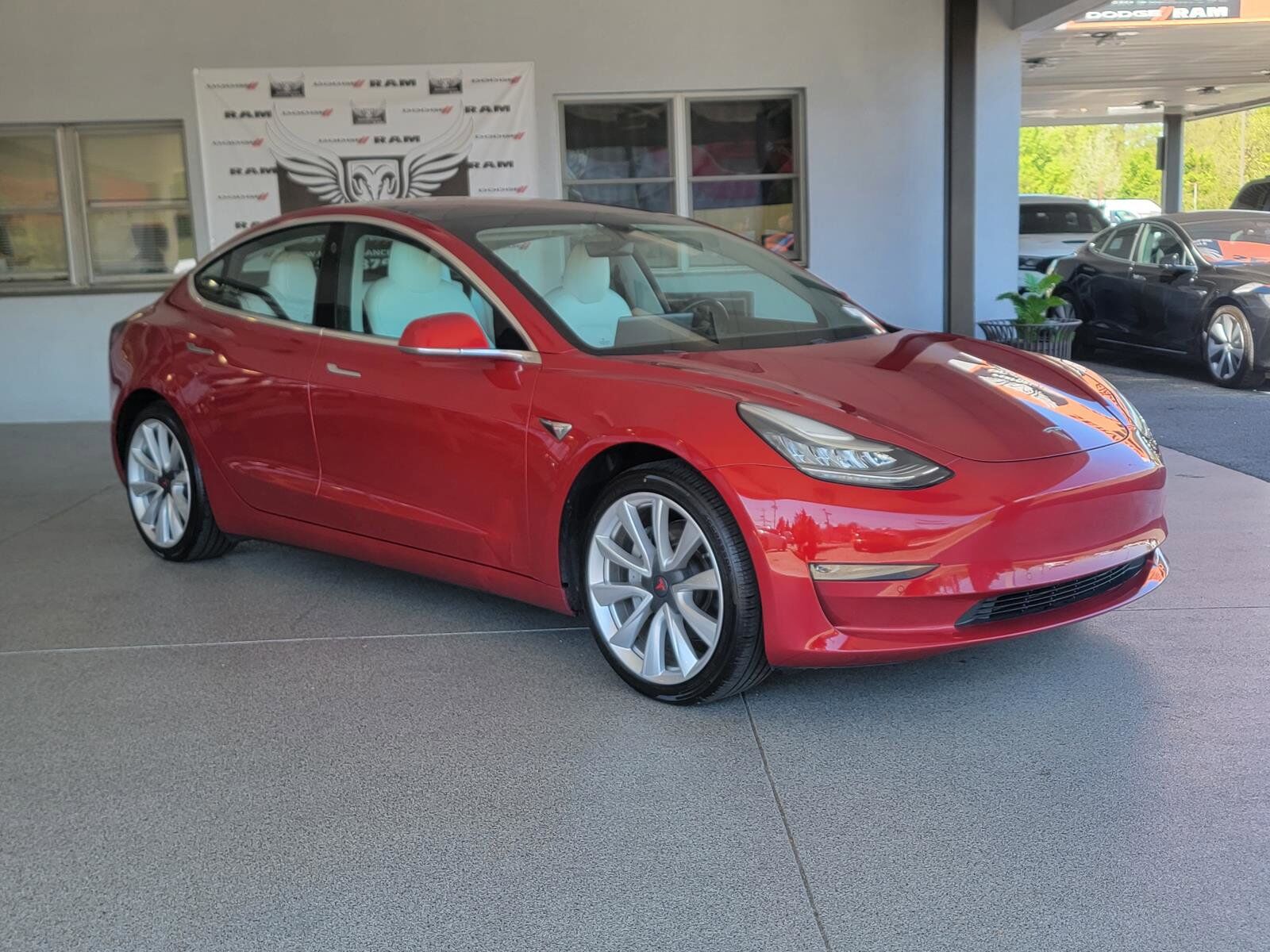 2018 TESLA Model 3