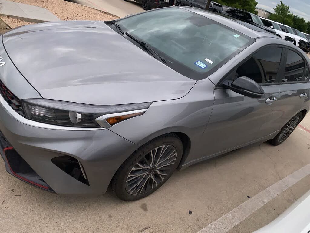 2023 KIA Forte