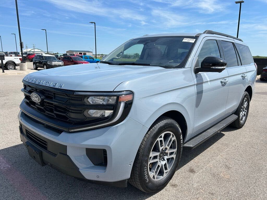 2025 FORD Expedition