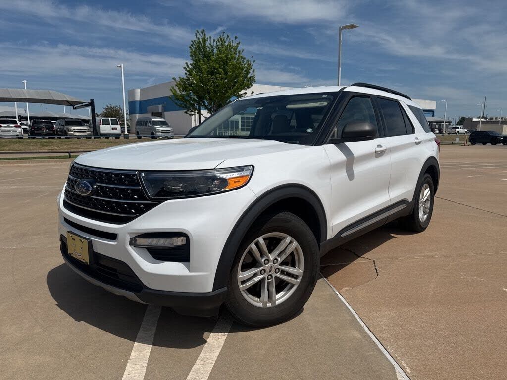 2020 FORD Explorer