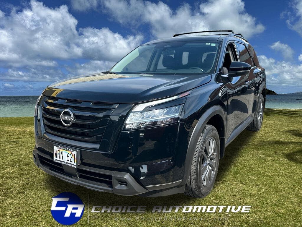2022 NISSAN Pathfinder