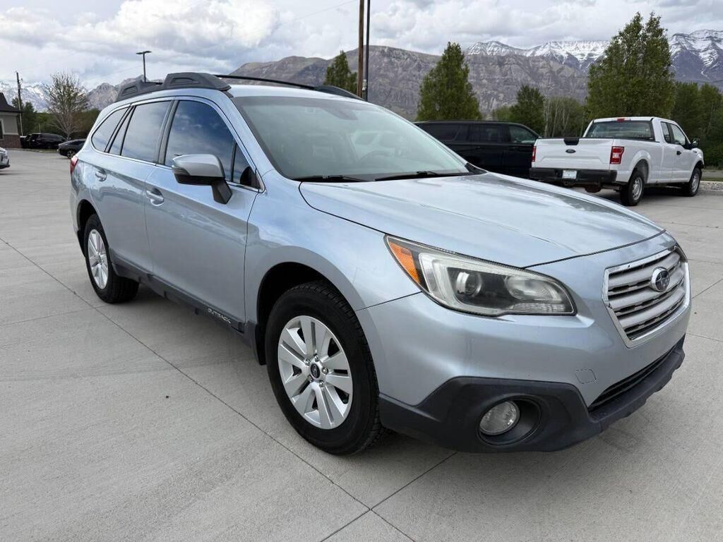 2017 SUBARU Outback