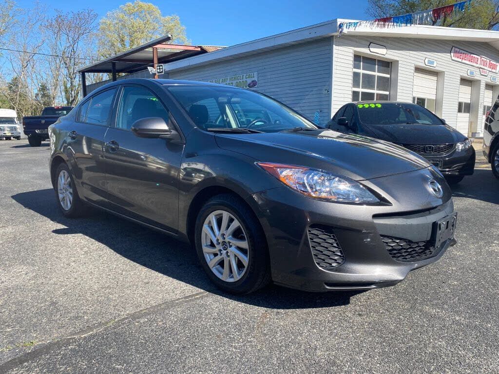 2013 MAZDA Mazda3