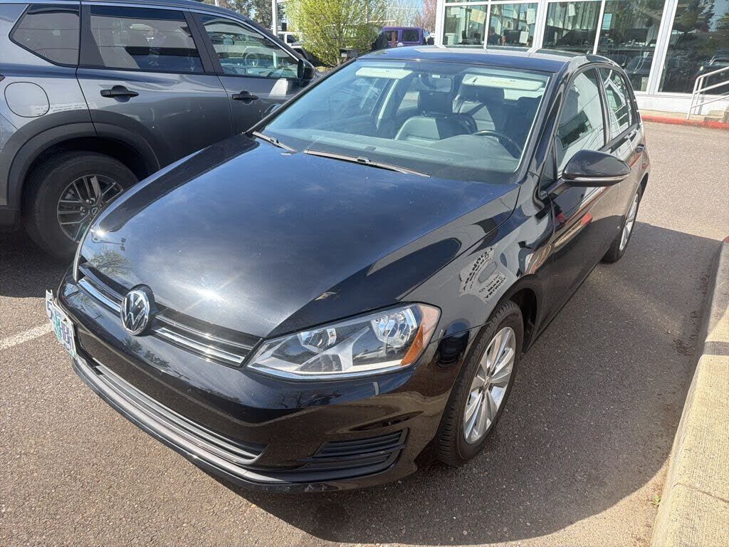 2015 VOLKSWAGEN Golf