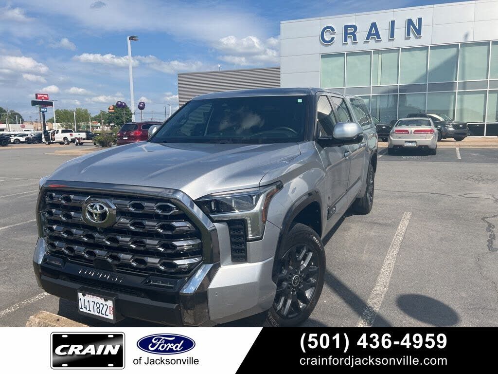 2024 TOYOTA Tundra