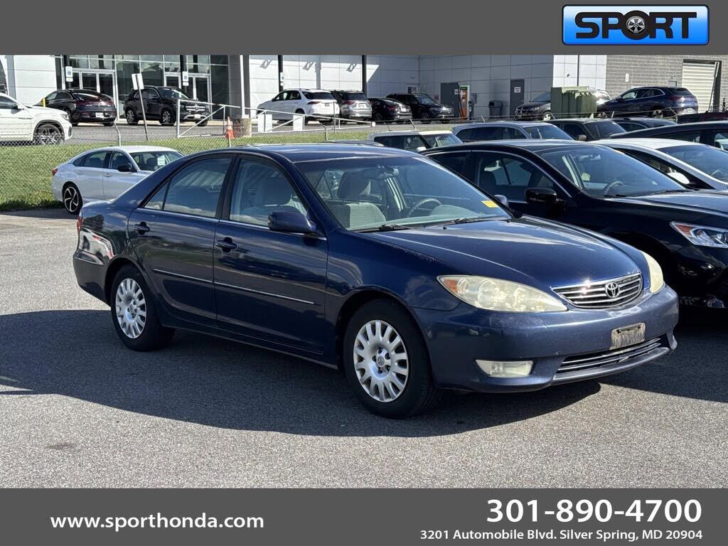 2005 TOYOTA Camry