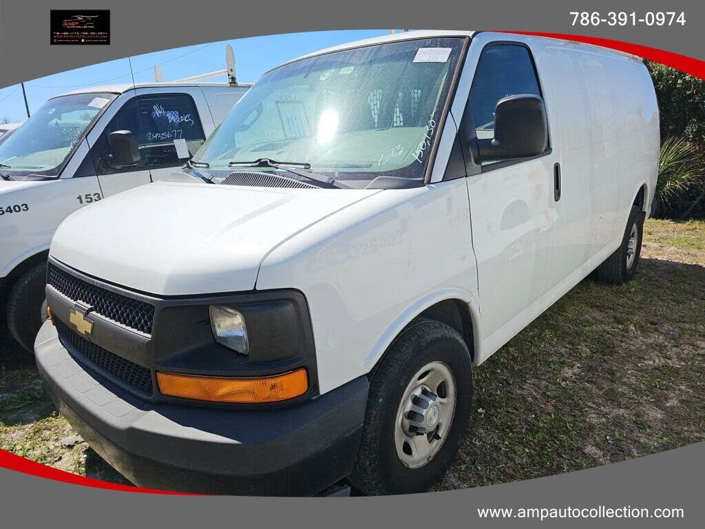 2017 CHEVROLET Express