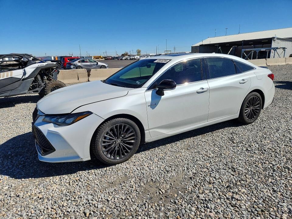 2021 TOYOTA Avalon