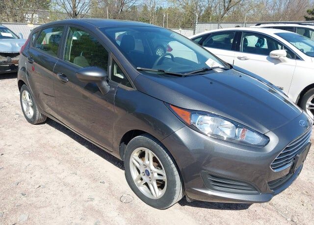 2017 FORD Fiesta
