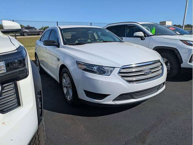 2016 FORD Taurus