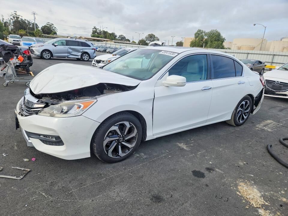 2017 HONDA Accord