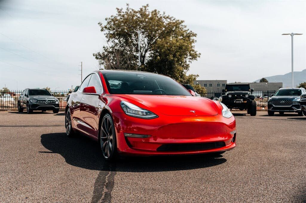 2020 TESLA Model 3