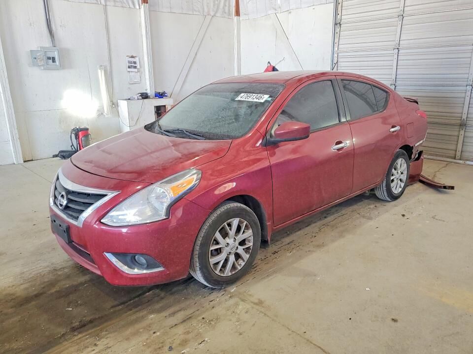 2019 NISSAN Versa