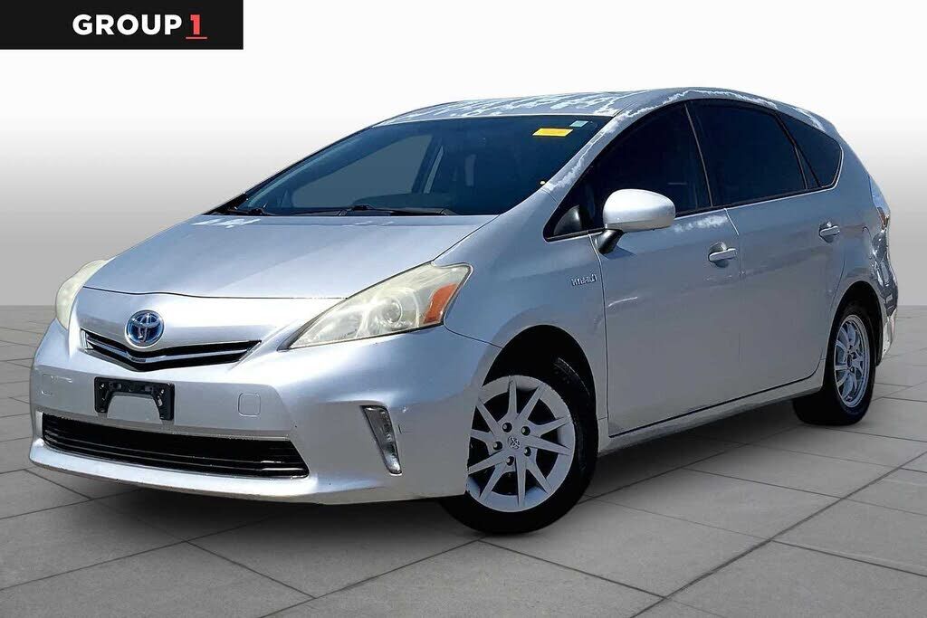 2013 TOYOTA Prius