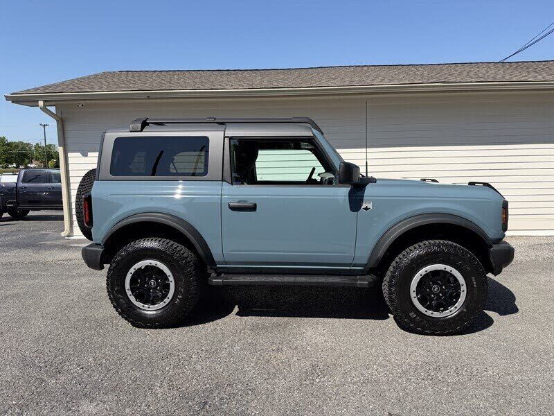 2023 FORD Bronco
