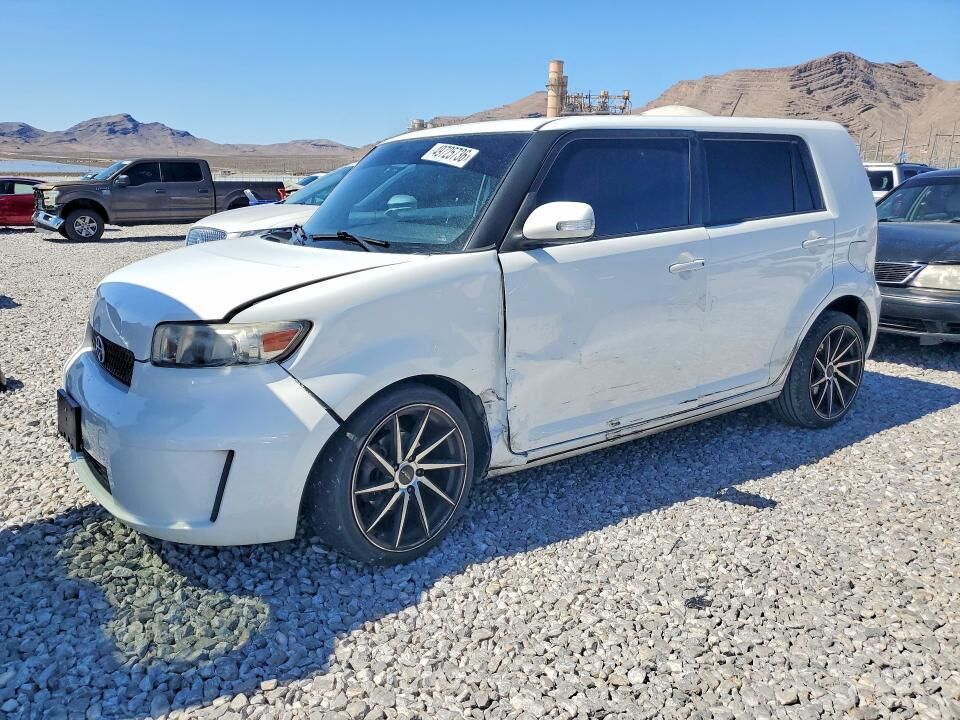 2010 TOYOTA SCION