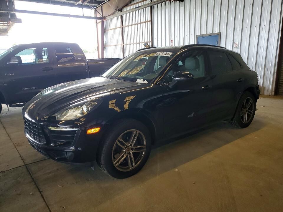 2018 PORSCHE Macan