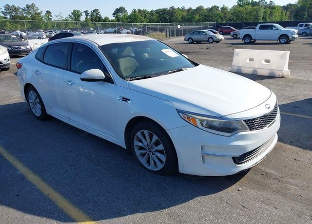 2017 KIA Optima