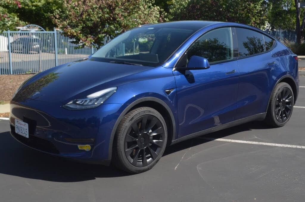 2021 TESLA Model Y