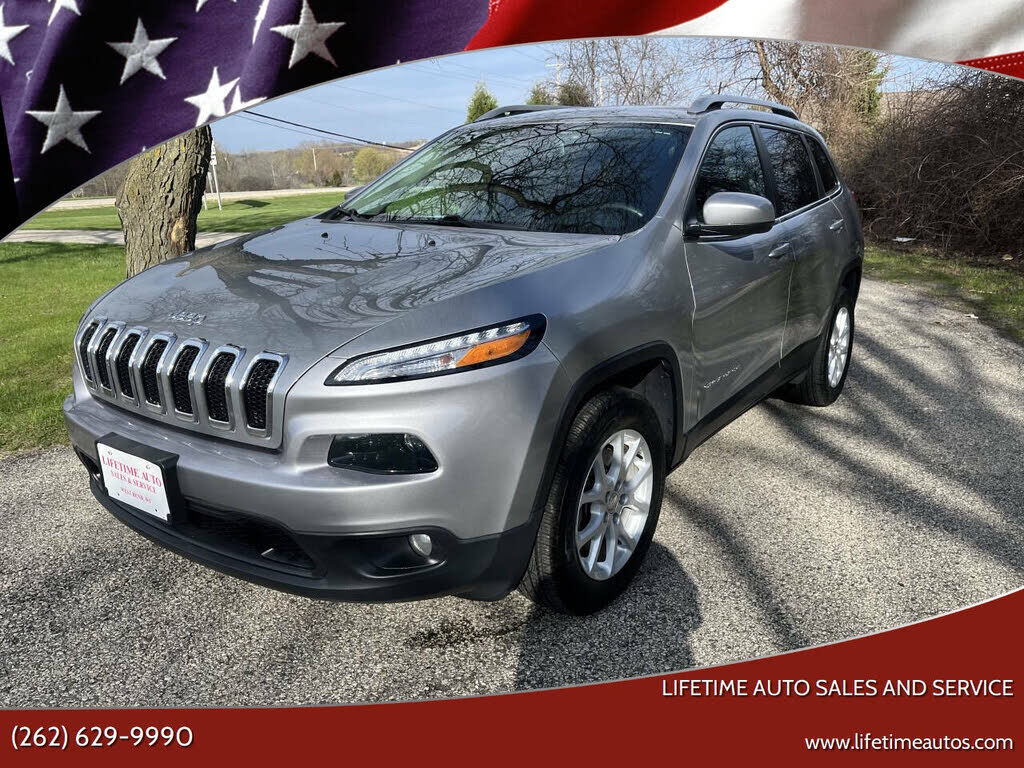 2017 JEEP Cherokee