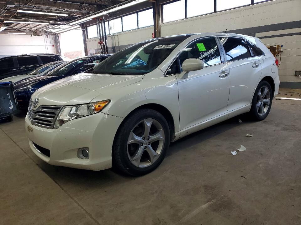 2010 TOYOTA Venza
