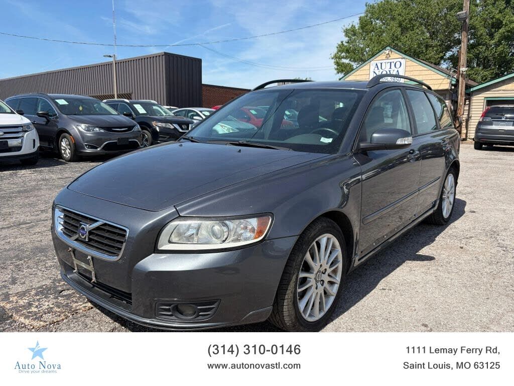 2009 VOLVO V50