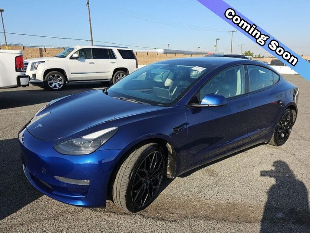 2022 TESLA Model 3
