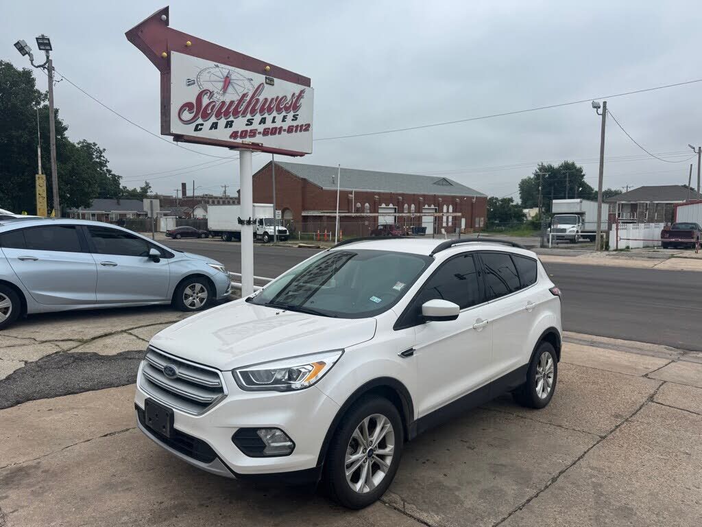 2018 FORD Escape